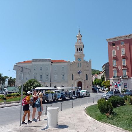 Apartament Apartman Lukiana*** Split Zewnętrze zdjęcie