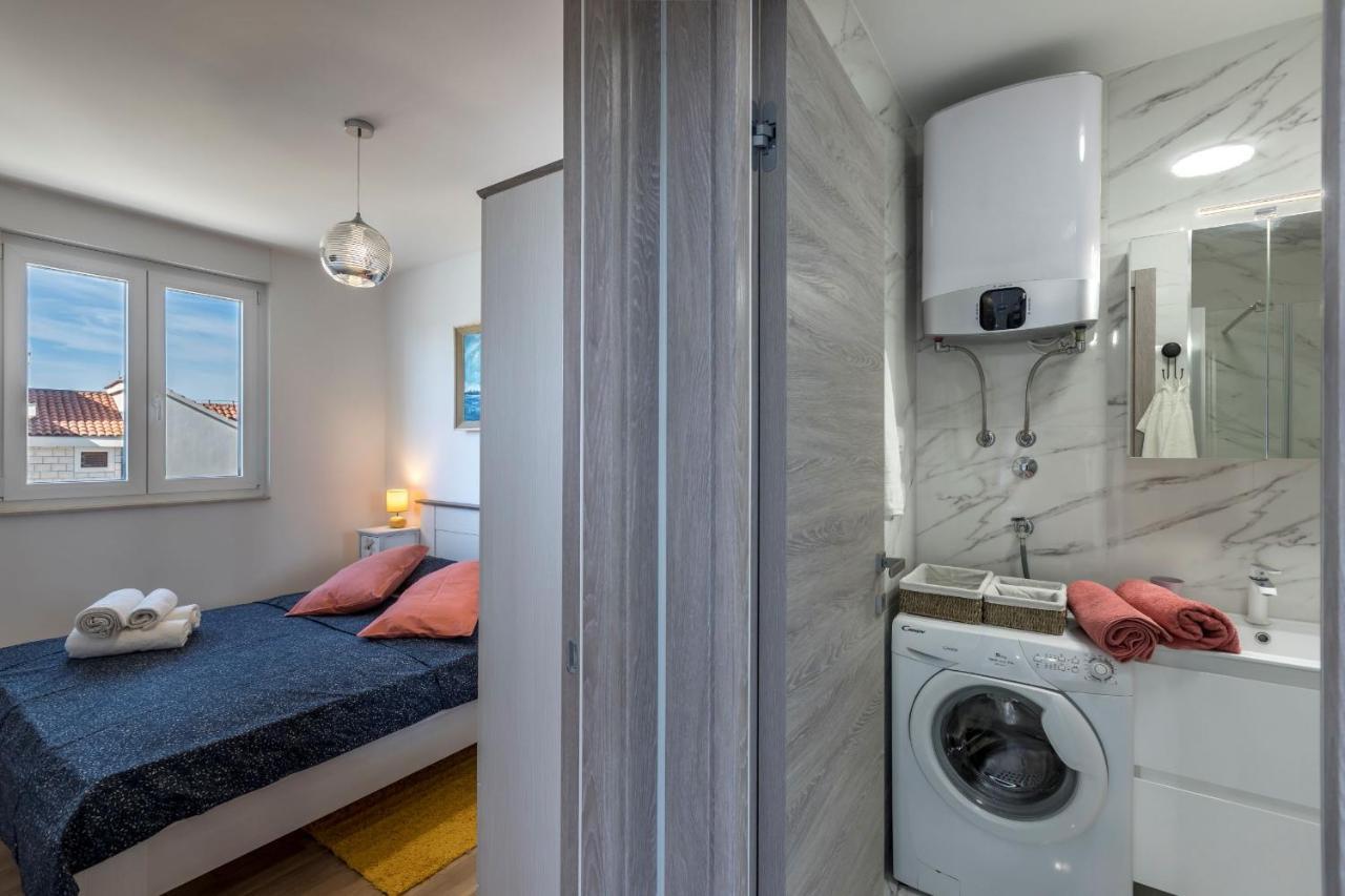 Apartament Apartman Lukiana*** Split Zewnętrze zdjęcie