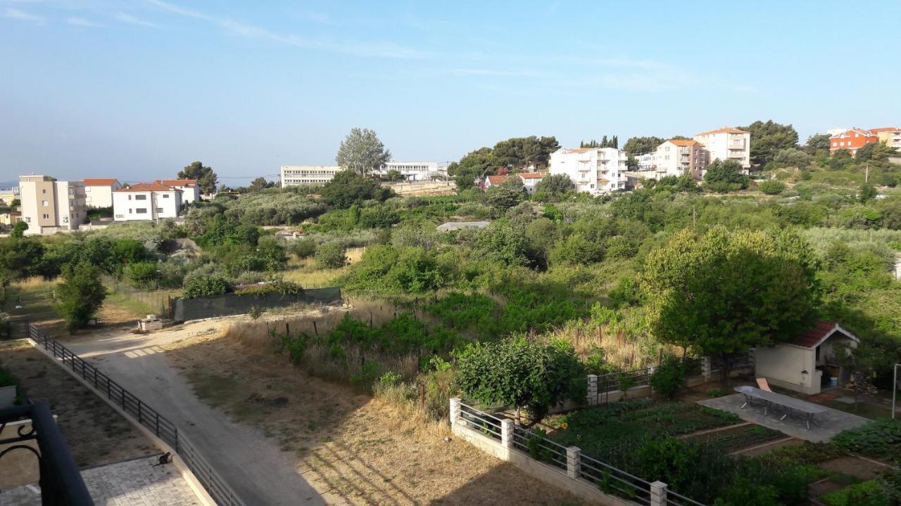 Apartament Apartman Lukiana*** Split Zewnętrze zdjęcie